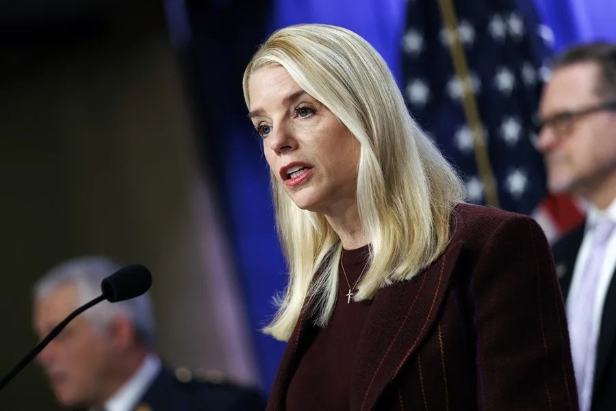 pam_bondi_fiscal_eeuu El Gobierno de EE.UU. pide de nuevo revelar los testimonios del gran jurado en el caso Epstein